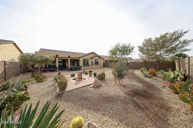 18086 W CEDARWOOD Lane, Goodyear, AZ 85338