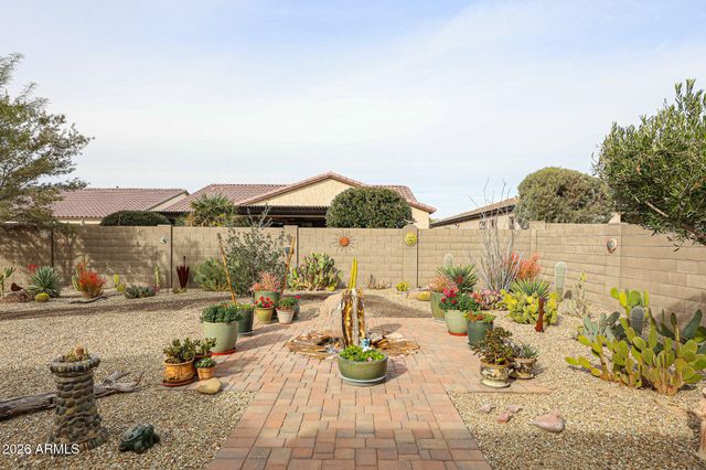 18086 W CEDARWOOD Lane, Goodyear, AZ 85338