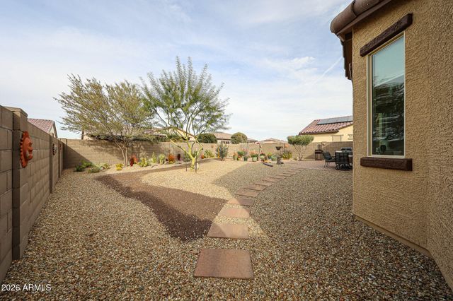 18086 W CEDARWOOD Lane, Goodyear, AZ 85338