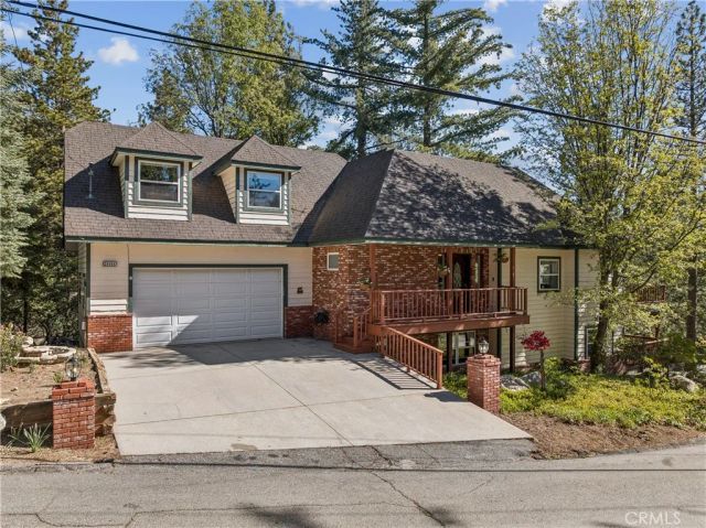 26166 Circle Drive, Lake Arrowhead, CA 92352