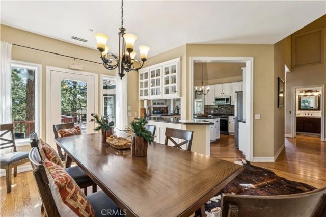 26166 Circle Drive, Lake Arrowhead, CA 92352