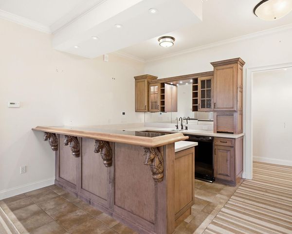 1005 MARCASSIN DR, Columbia, MO 65201