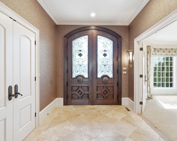 1005 MARCASSIN DR, Columbia, MO 65201