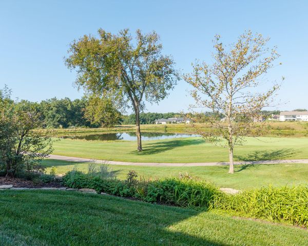 1005 MARCASSIN DR, Columbia, MO 65201