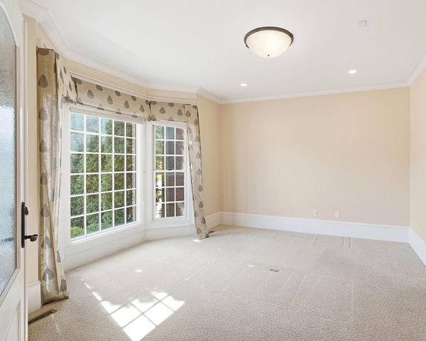 1005 MARCASSIN DR, Columbia, MO 65201