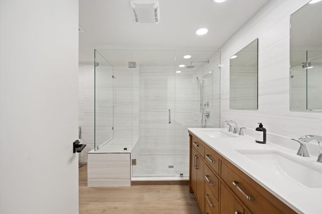 2810 Polo Island Drive C203, Wellington, FL 33414