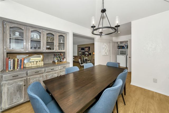 2425 Northgate Drive W, Irving, TX 75062