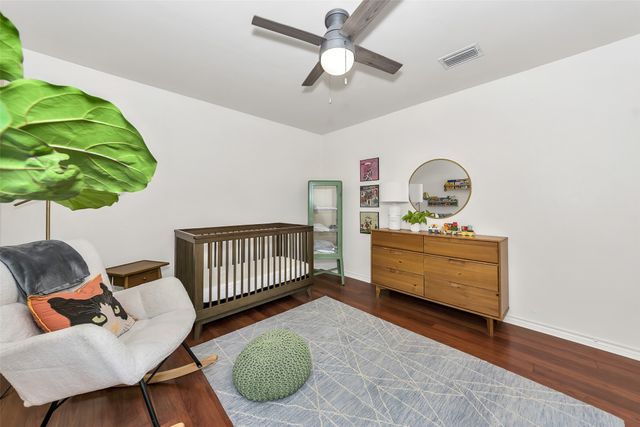 2425 Northgate Drive W, Irving, TX 75062