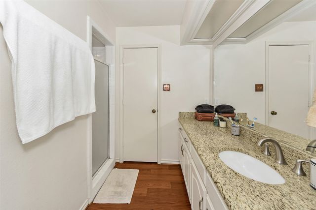 2425 Northgate Drive W, Irving, TX 75062