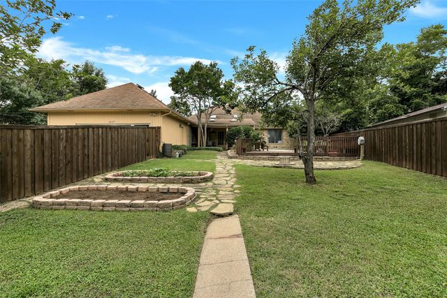 2425 Northgate Drive W, Irving, TX 75062