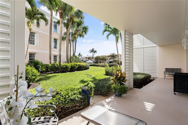 1250 W Southwinds Boulevard 111, Vero Beach, FL 32963