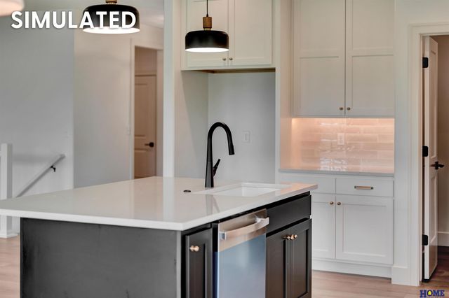 550 Eloise Avenue, Lincoln, NE 68520