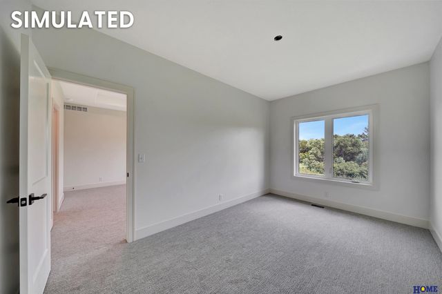 550 Eloise Avenue, Lincoln, NE 68520