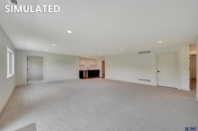 550 Eloise Avenue, Lincoln, NE 68520