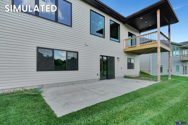 550 Eloise Avenue, Lincoln, NE 68520