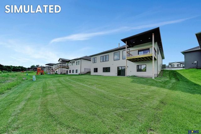 550 Eloise Avenue, Lincoln, NE 68520