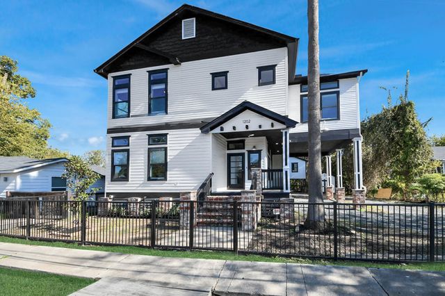 1202 Archer Street, Houston, TX 77009