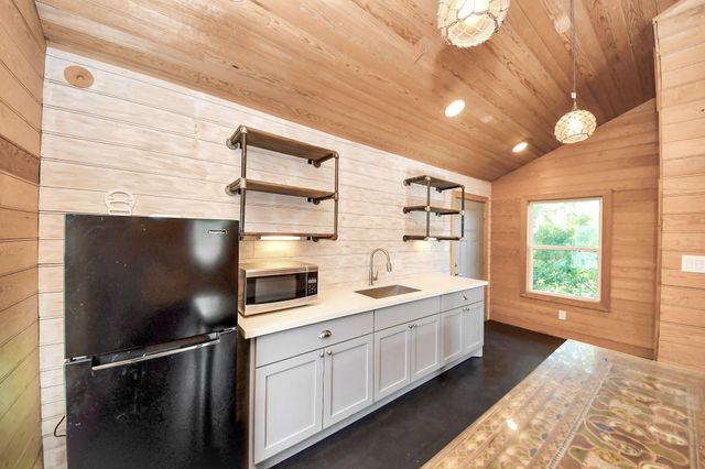 1202 Archer Street, Houston, TX 77009