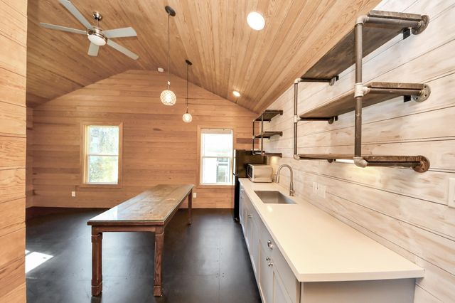 1202 Archer Street, Houston, TX 77009