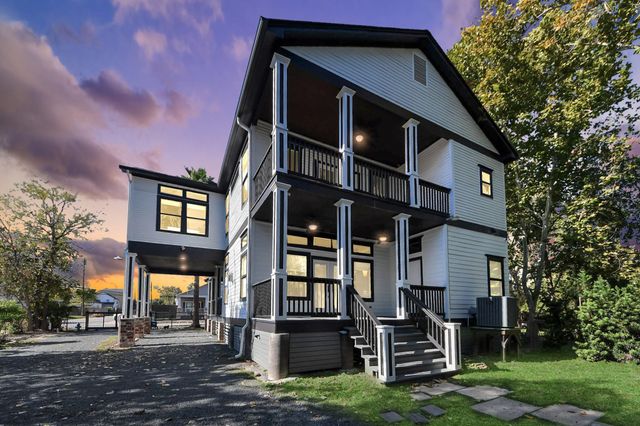 1202 Archer Street, Houston, TX 77009