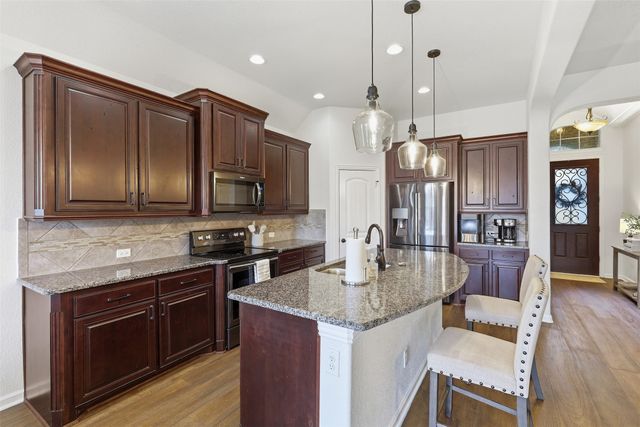 1152 Blue Sky Lane, Burleson, TX 76058