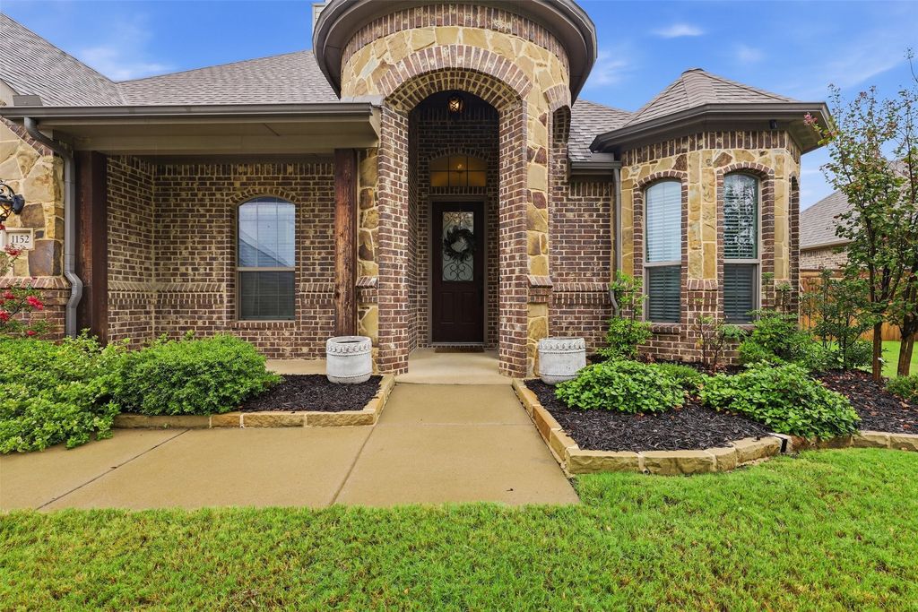 1152 Blue Sky Lane, Burleson, TX 76058 — photo 2