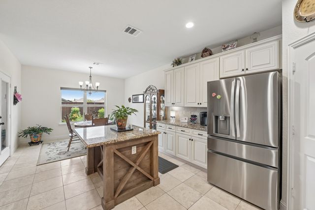 279 Marina Drive, Azle, TX 76020