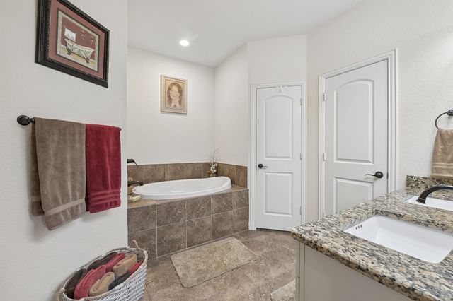 279 Marina Drive, Azle, TX 76020