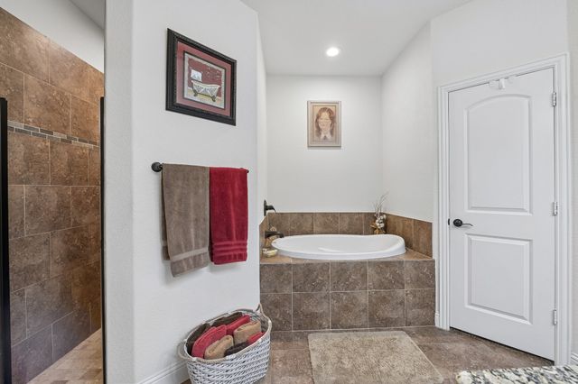 279 Marina Drive, Azle, TX 76020