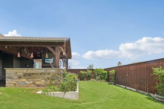 279 Marina Drive, Azle, TX 76020