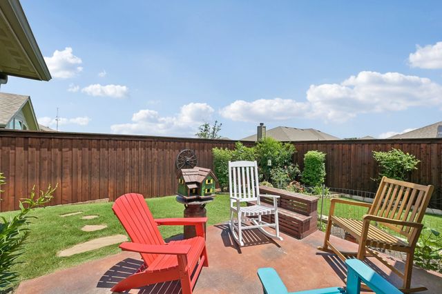 279 Marina Drive, Azle, TX 76020