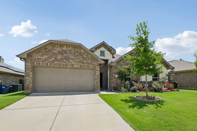 279 Marina Drive, Azle, TX 76020