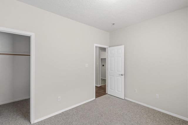 1071 Alegria Road, Los Lunas, NM 87031