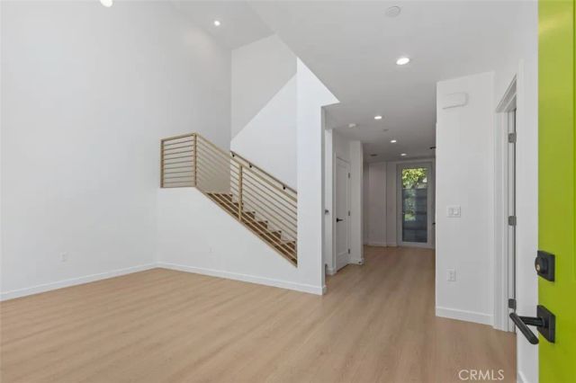176 N Catalina Avenue 103, Pasadena, CA 91106
