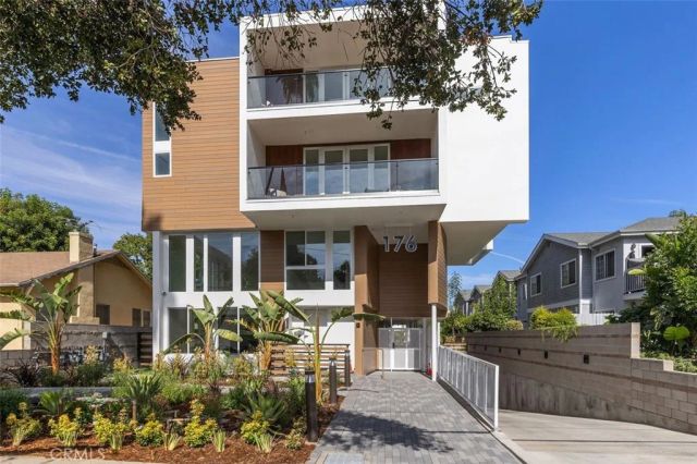 176 N Catalina Avenue 103, Pasadena, CA 91106