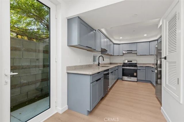 176 N Catalina Avenue 103, Pasadena, CA 91106