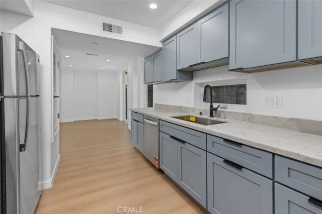 176 N Catalina Avenue 103, Pasadena, CA 91106