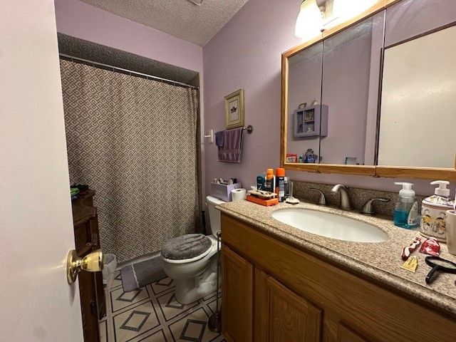 1226 S Clark Road, Cedar Hill, TX 75104