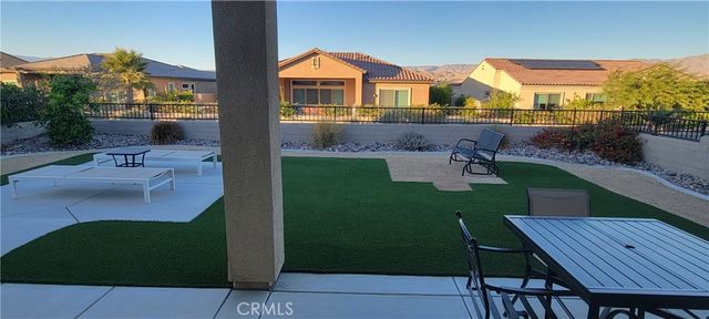 82 Burgundy, Rancho Mirage, CA 92270