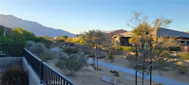 82 Burgundy, Rancho Mirage, CA 92270