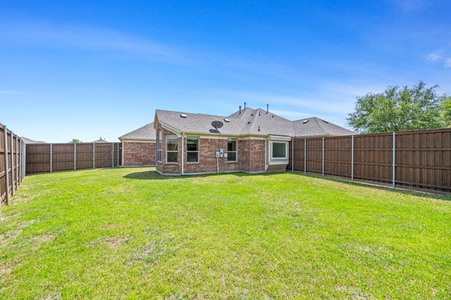 1718 Regents Park Court, Garland, TX 75043