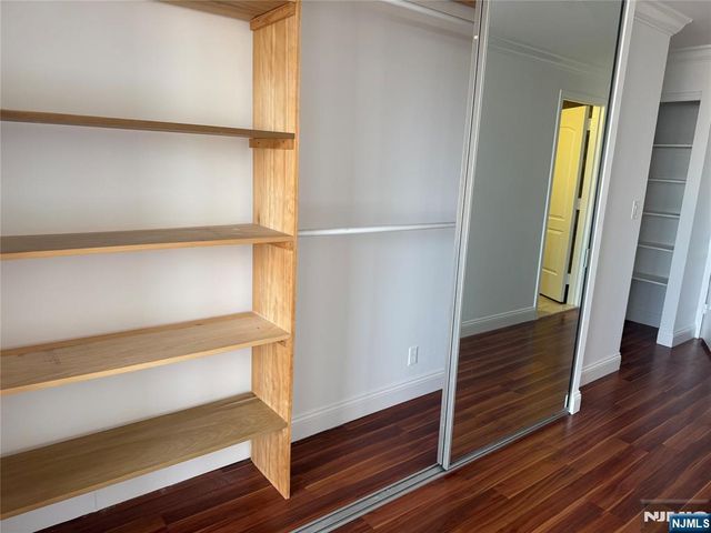 200 Old Palisade Road 7J, Fort Lee, NJ 07024