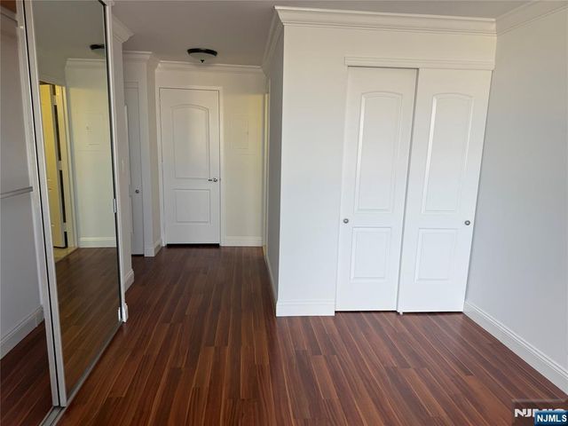 200 Old Palisade Road 7J, Fort Lee, NJ 07024