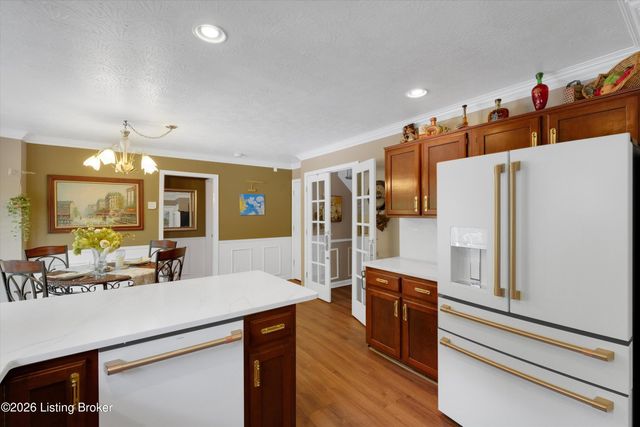 10527 Leven Blvd, Louisville, KY 40229