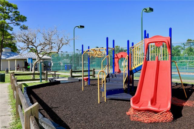 874 Dolores Street, Sebastian, FL 32958