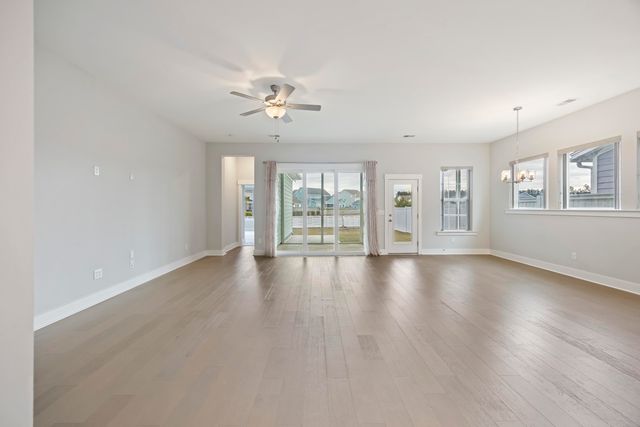 114 Sandy Bend Lane, Summerville, SC 29486