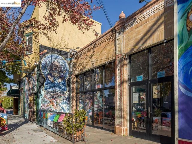 6555 Shattuck Avenue, Oakland, CA 94609