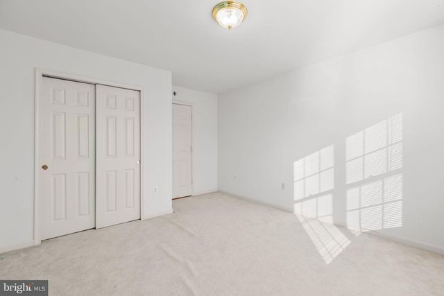 2 BASALT DR, Fredericksburg, VA 22406