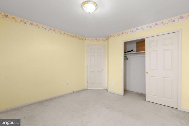 2 BASALT DR, Fredericksburg, VA 22406