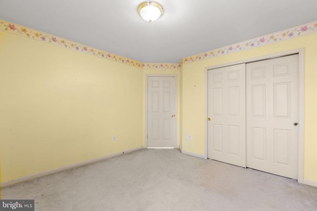 2 BASALT DR, Fredericksburg, VA 22406